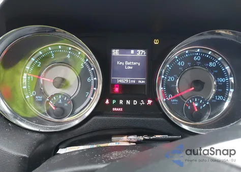 2015 Chrysler Town & Country Touring-L from USA, damaged, VIN 2C4RC1CG9FR561941